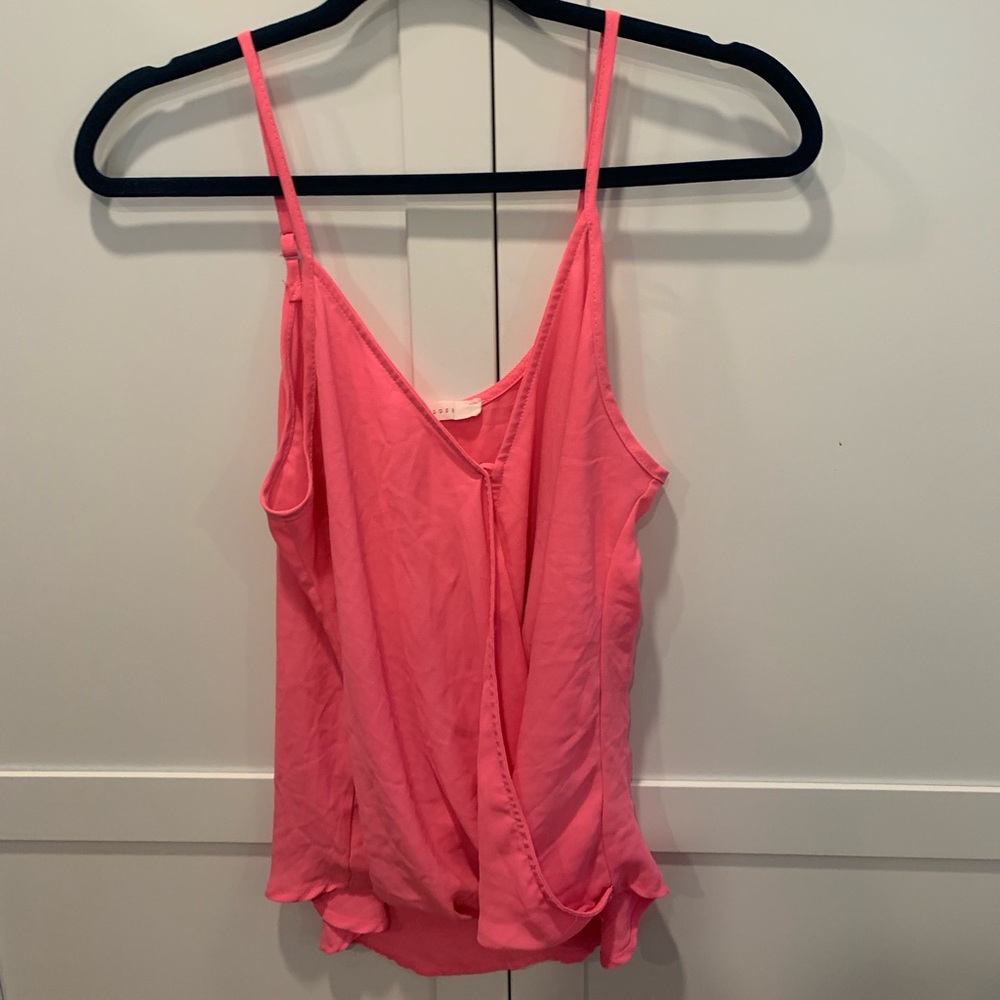 Cute pink lush tank top in great condition!